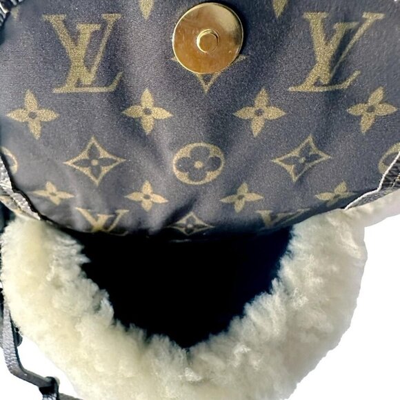 Louis Vuitton Monogram Shearling SKI Backpack - NWT main image 5